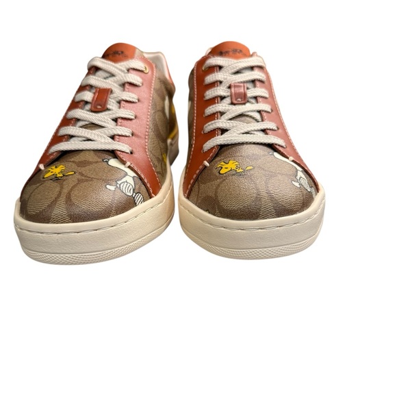 New in Box Women’s size 9 Coach Brown and Yellow Snoopy and Tweety Tie Up Flats - Picture 2 of 6